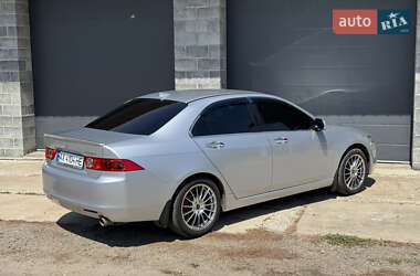 Седан Honda Accord 2004 в 