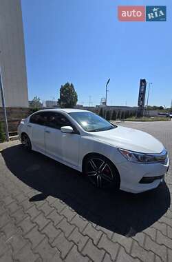 Седан Honda Accord 2017 в Одессе