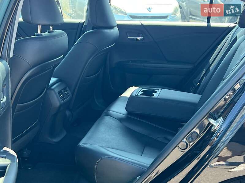 Седан Honda Accord 2013 в Одессе