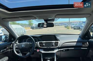 Седан Honda Accord 2013 в 