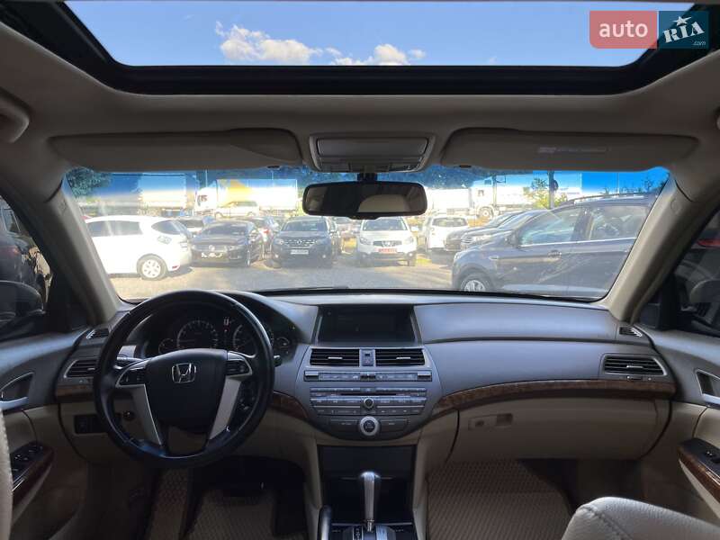 Седан Honda Accord 2008 в Виннице