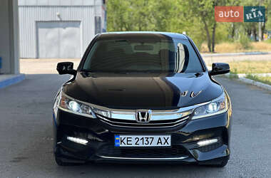Седан Honda Accord 2015 в 