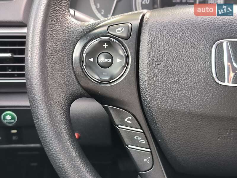 Седан Honda Accord 2014 в Киеве