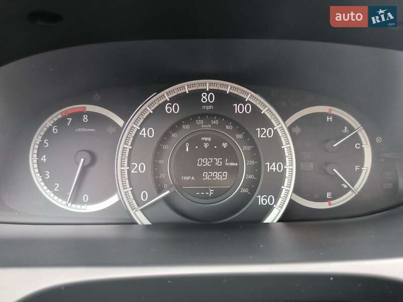 Седан Honda Accord 2014 в Киеве