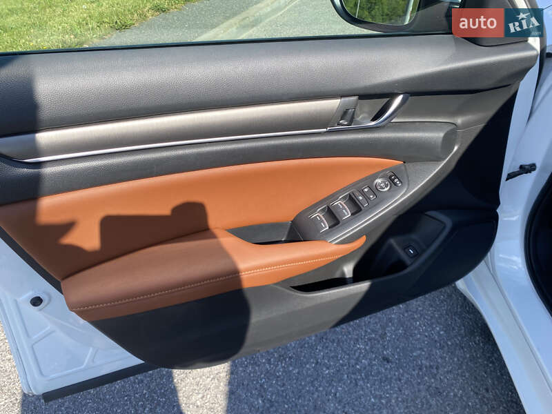 Седан Honda Accord 2020 в Виннице