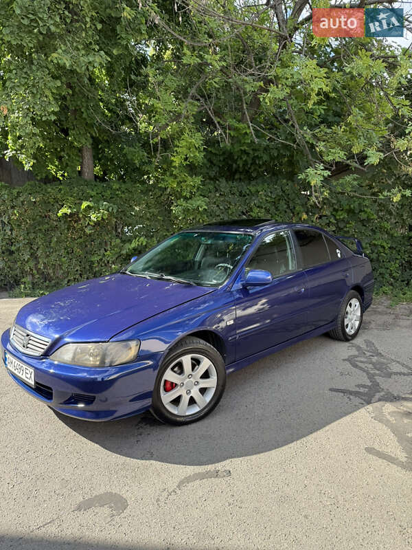 Седан Honda Accord 2001 в Киеве