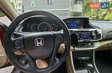 Седан Honda Accord 2014 в 