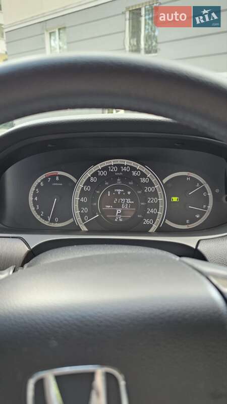 Седан Honda Accord 2014 в Києві