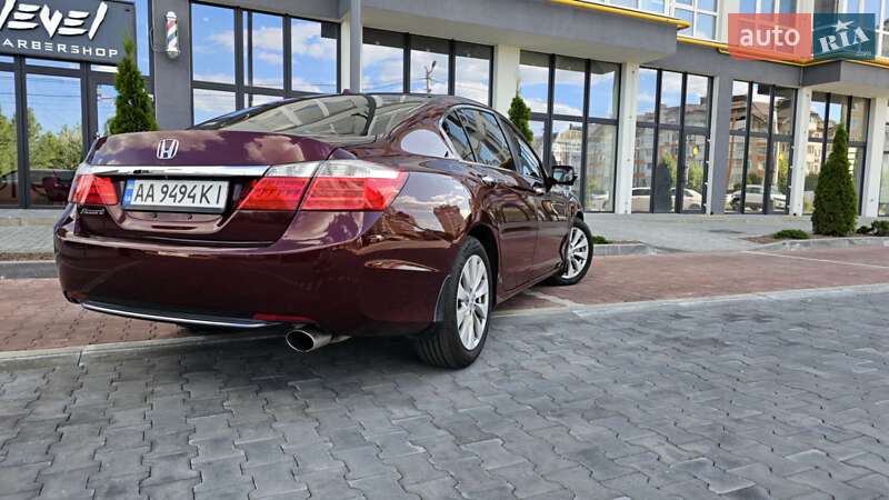 Седан Honda Accord 2014 в Києві