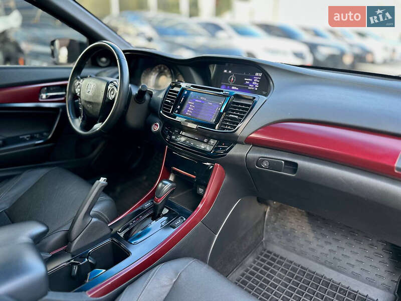 Купе Honda Accord 2016 в Днепре