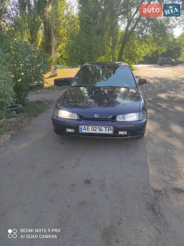 Седан Honda Accord 1993 в 