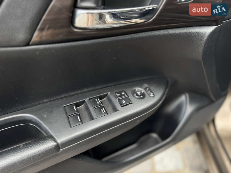 Седан Honda Accord 2017 в Киеве