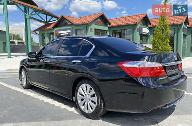 Седан Honda Accord 2013 в 
