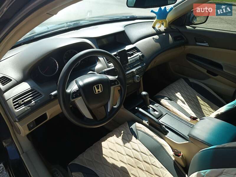 Седан Honda Accord 2007 в Олевске