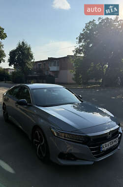 Седан Honda Accord 2022 в 