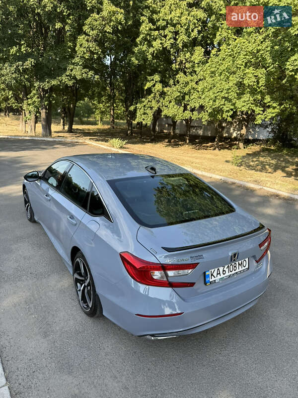 Седан Honda Accord 2022 в Одессе