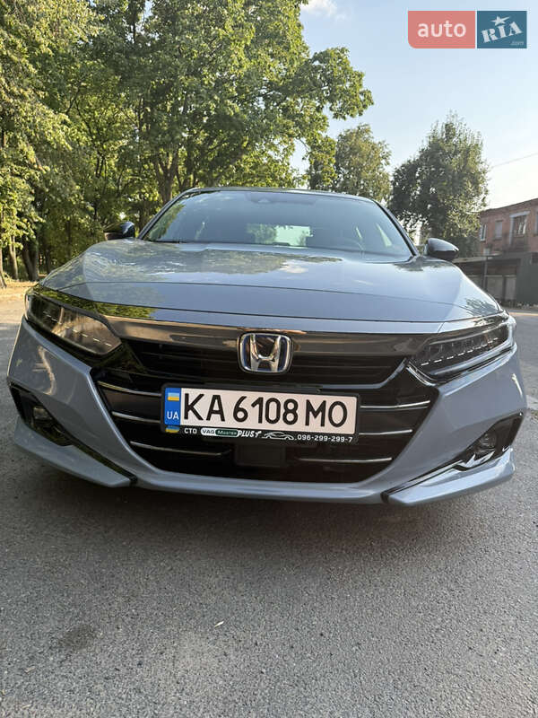 Седан Honda Accord 2022 в Одессе