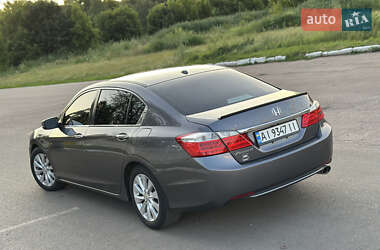 Седан Honda Accord 2014 в 