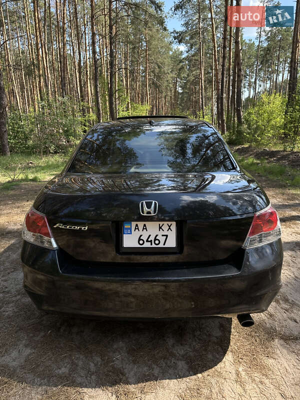 Седан Honda Accord 2008 в Ирпене