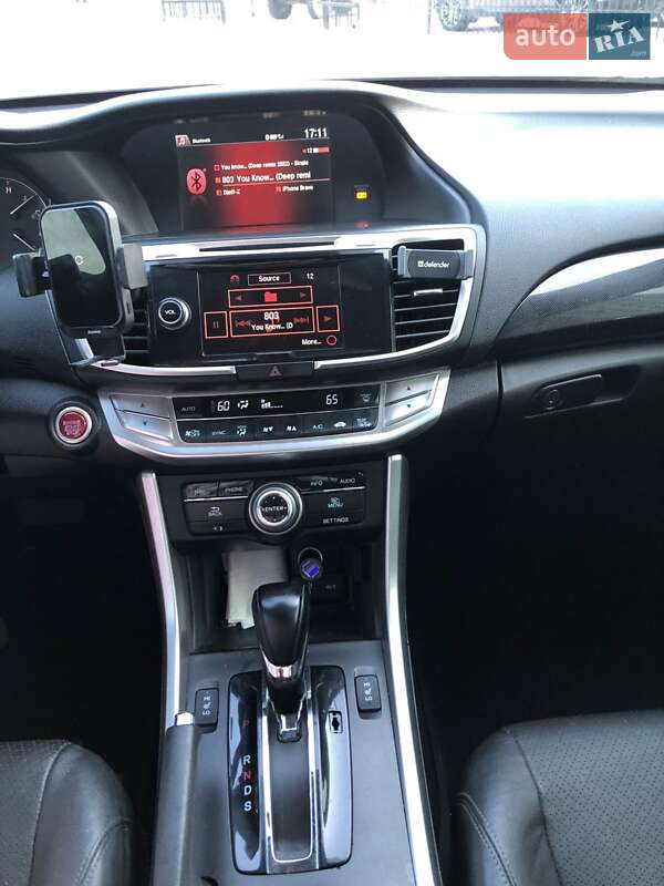 Купе Honda Accord 2014 в Киеве