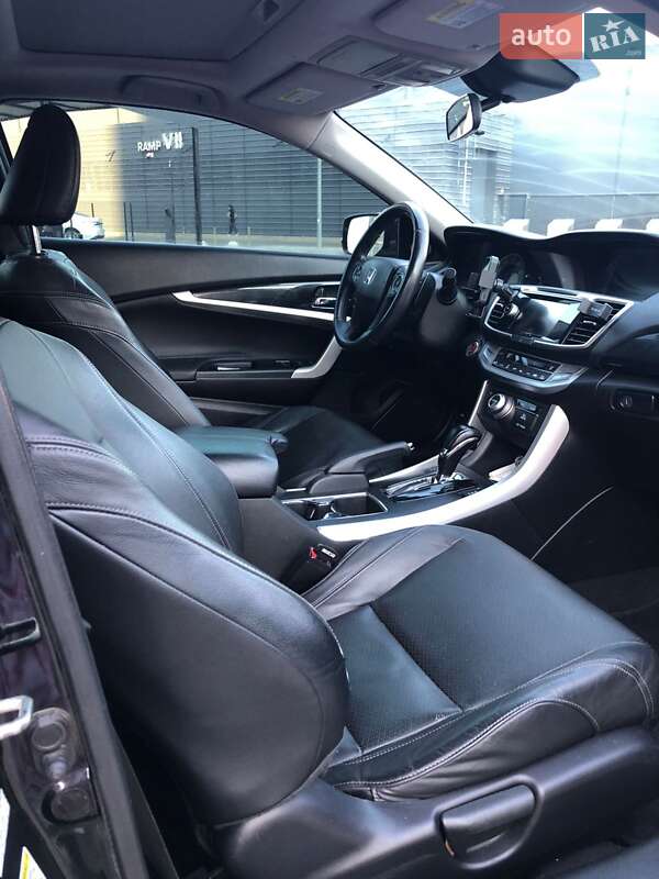 Купе Honda Accord 2014 в Киеве