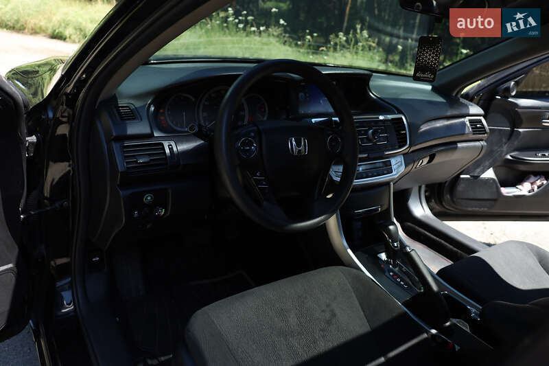 Седан Honda Accord 2014 в Кременчуге