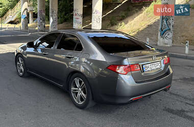 Седан Honda Accord 2012 в 