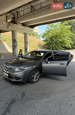 Седан Honda Accord 2012 в 