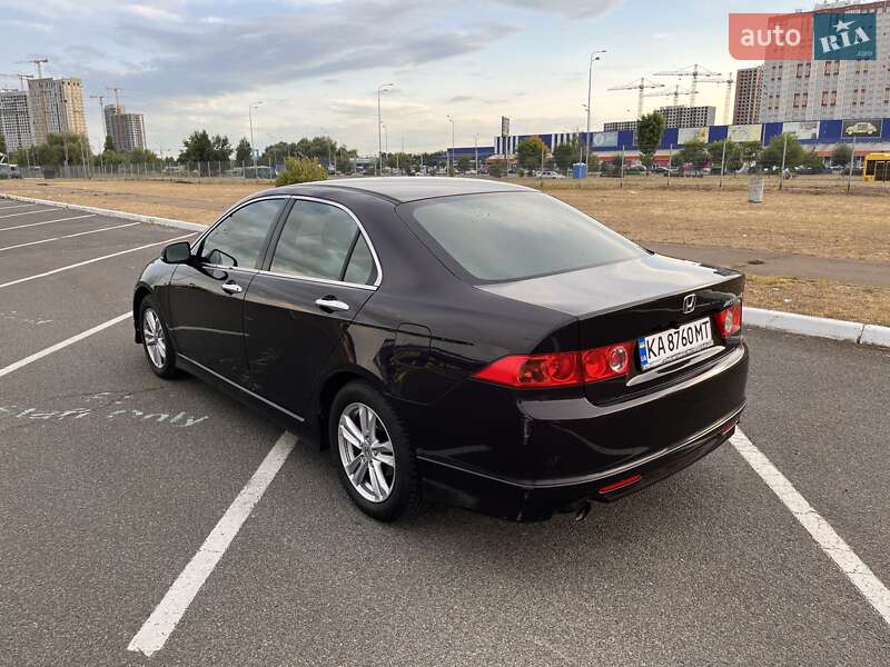 Седан Honda Accord 2006 в Киеве