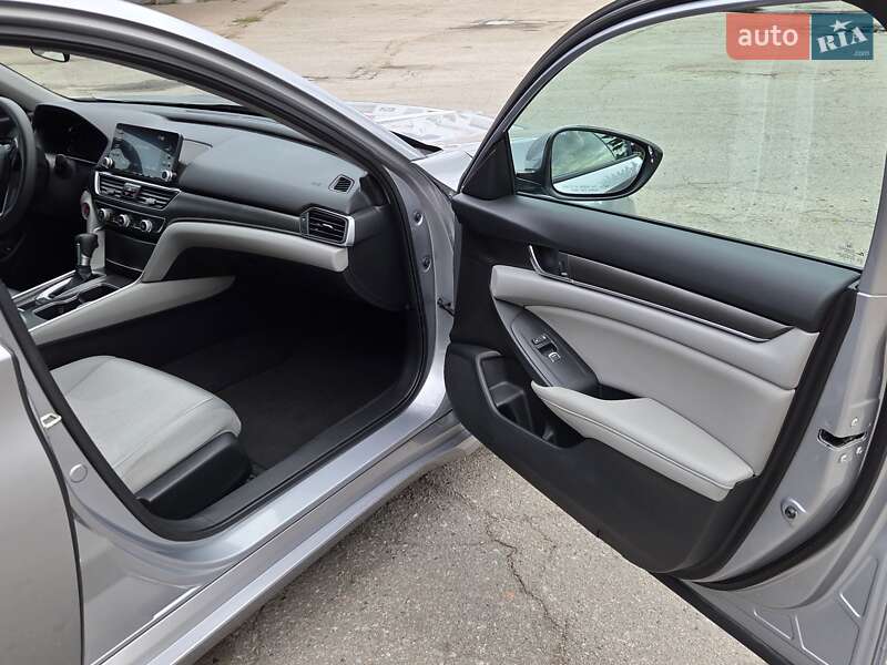 Седан Honda Accord 2019 в Полтаві