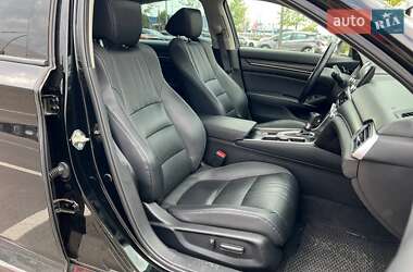 Седан Honda Accord 2018 в 