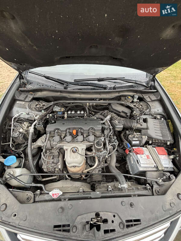 Седан Honda Accord 2008 в Києві