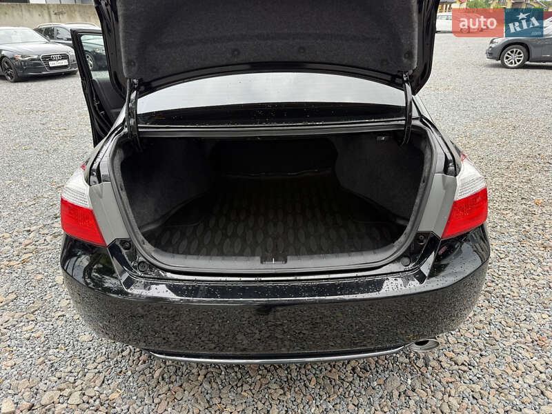 Седан Honda Accord 2015 в Стрые