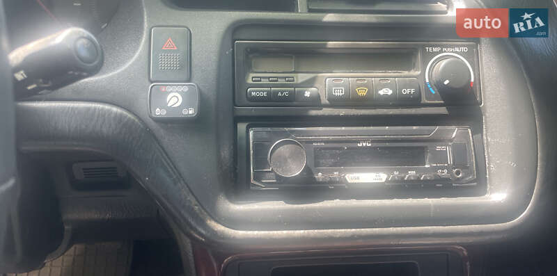 Седан Honda Accord 2000 в Черновцах