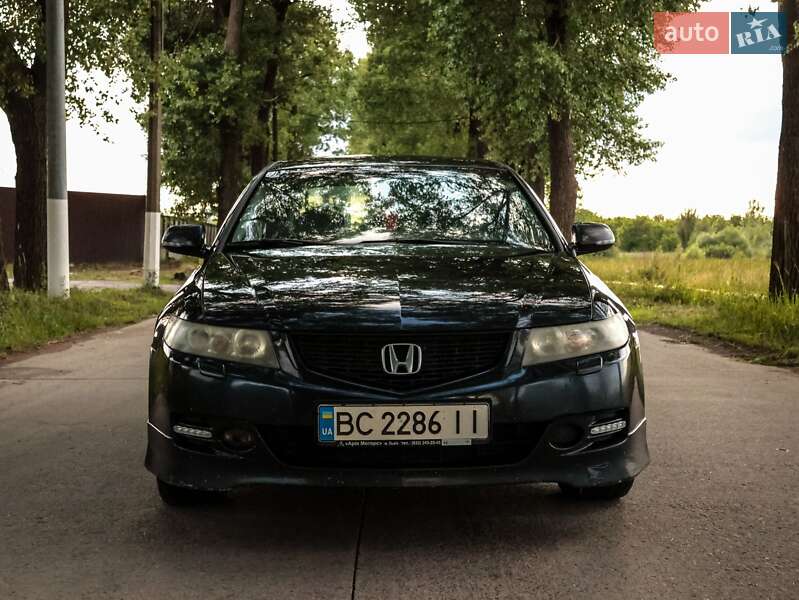 Седан Honda Accord 2006 в Коростене