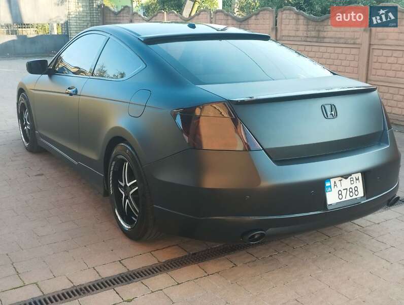 Купе Honda Accord 2008 в Калуше