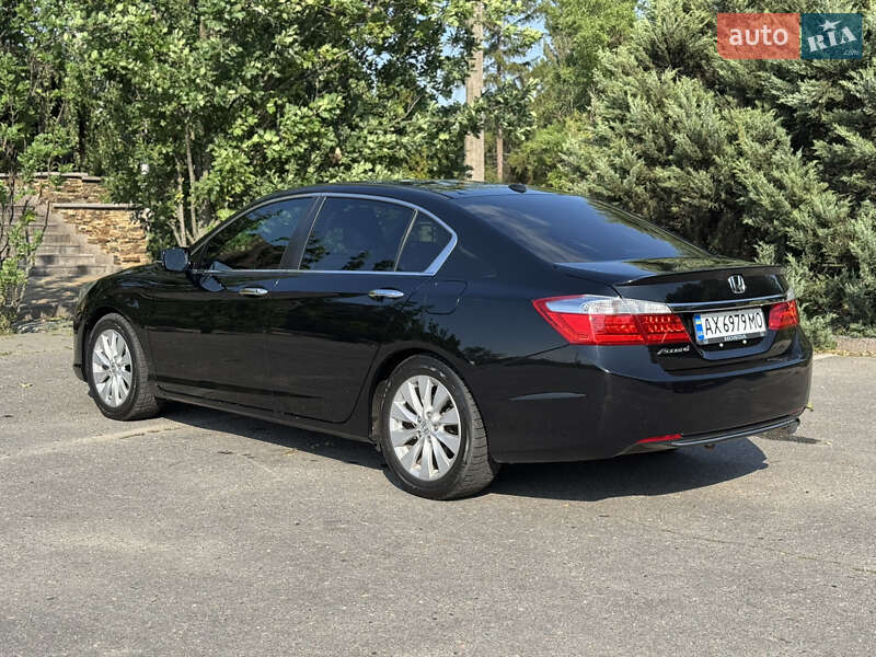 Седан Honda Accord 2015 в Харькове