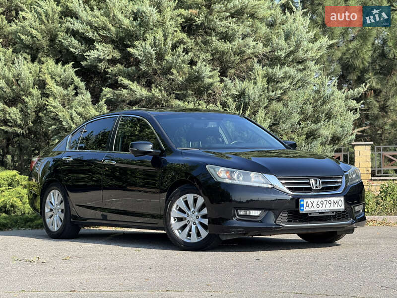 Седан Honda Accord 2015 в Харькове