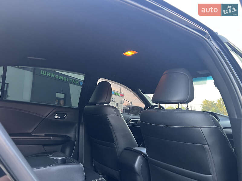 Седан Honda Accord 2017 в Николаеве