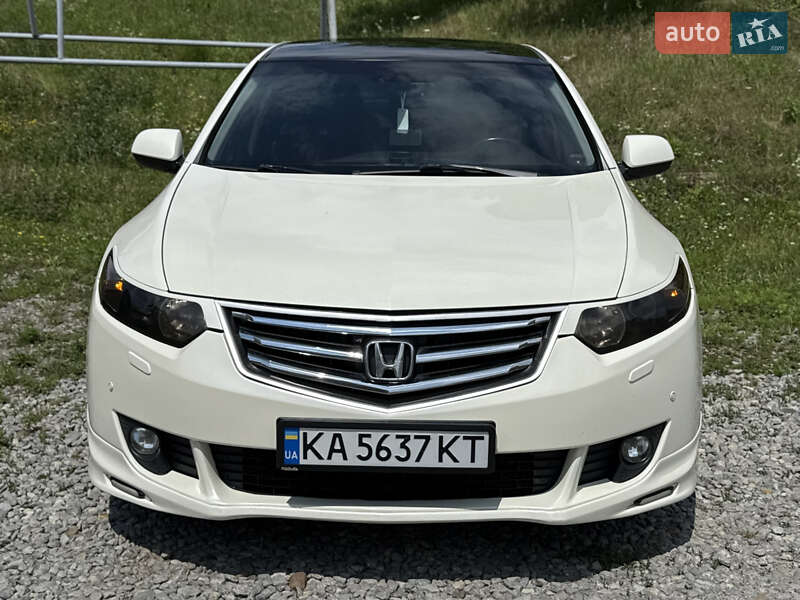 Седан Honda Accord 2008 в Черновцах