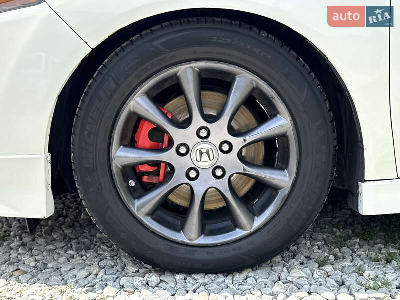 Седан Honda Accord 2008 в Черновцах