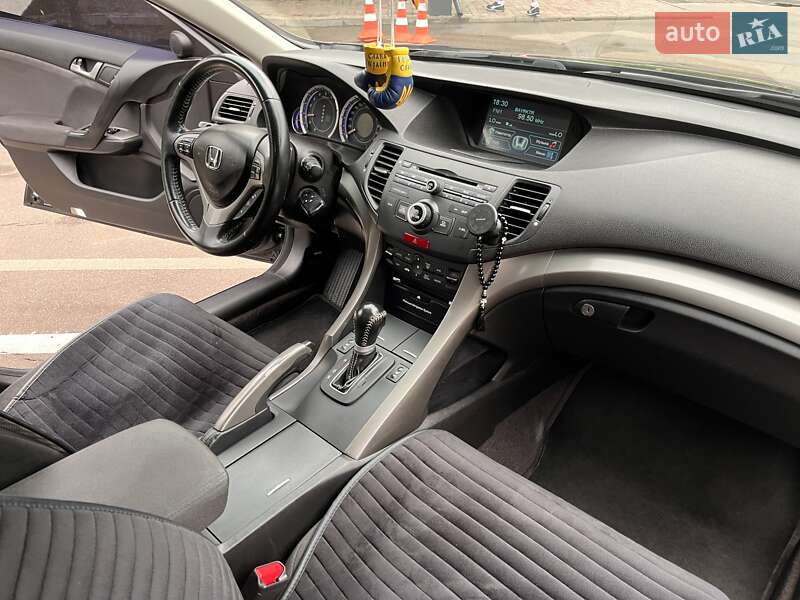 Универсал Honda Accord 2008 в Киеве