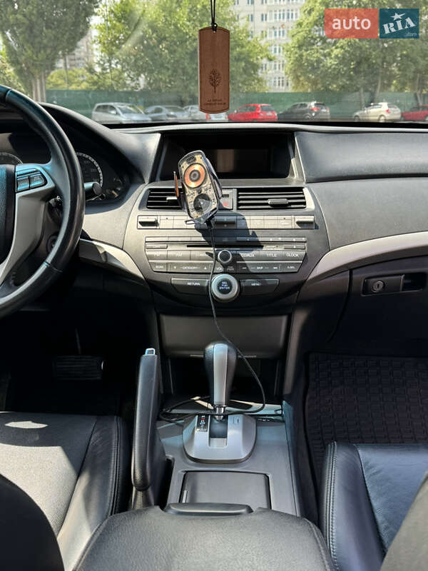 Купе Honda Accord 2011 в Одессе