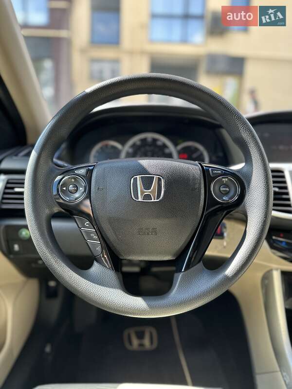Седан Honda Accord 2016 в Белогородке