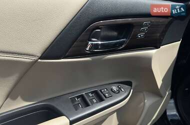 Седан Honda Accord 2017 в 