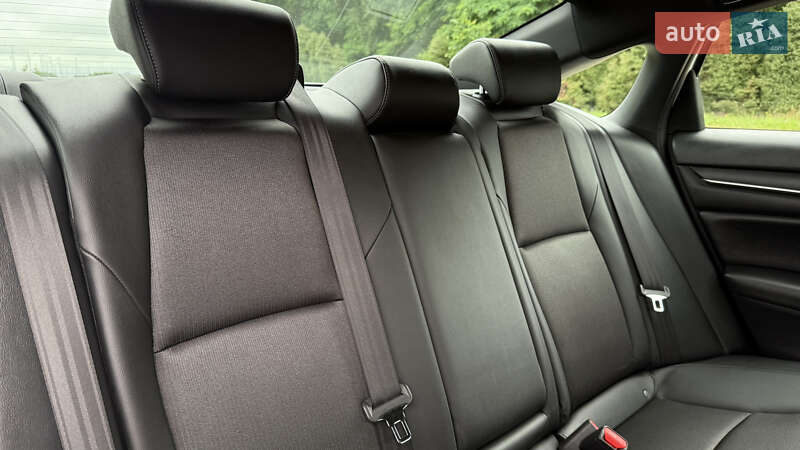 Седан Honda Accord 2018 в Львові