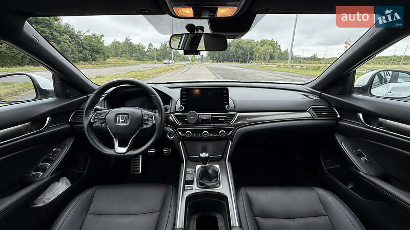 Седан Honda Accord 2018 в Львові