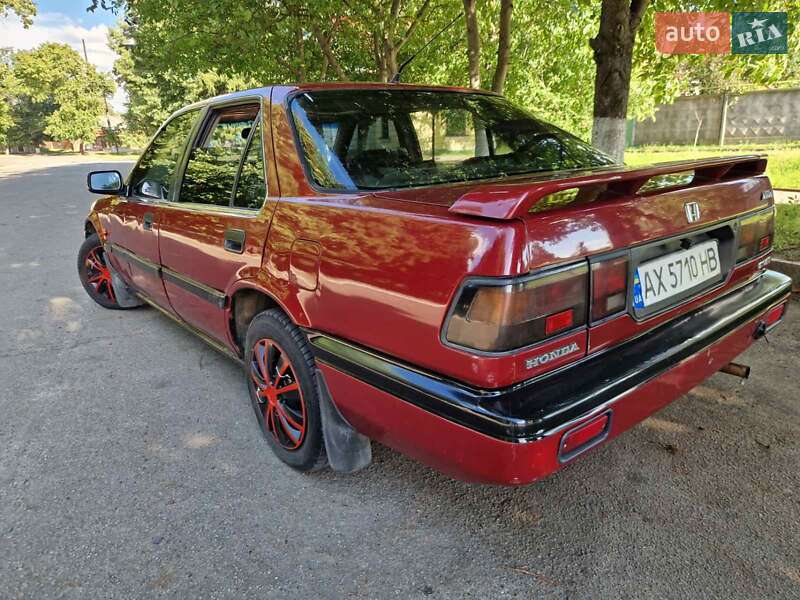 Седан Honda Accord 1989 в Сумах