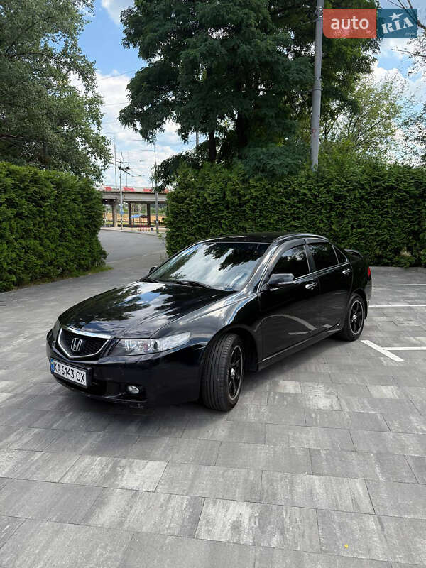 Седан Honda Accord 2003 в Киеве