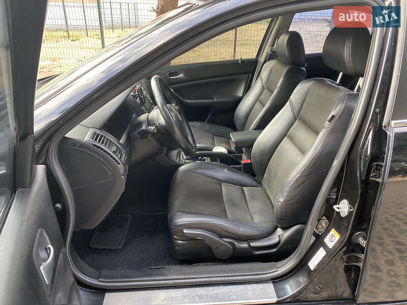 Седан Honda Accord 2006 в Кропивницком